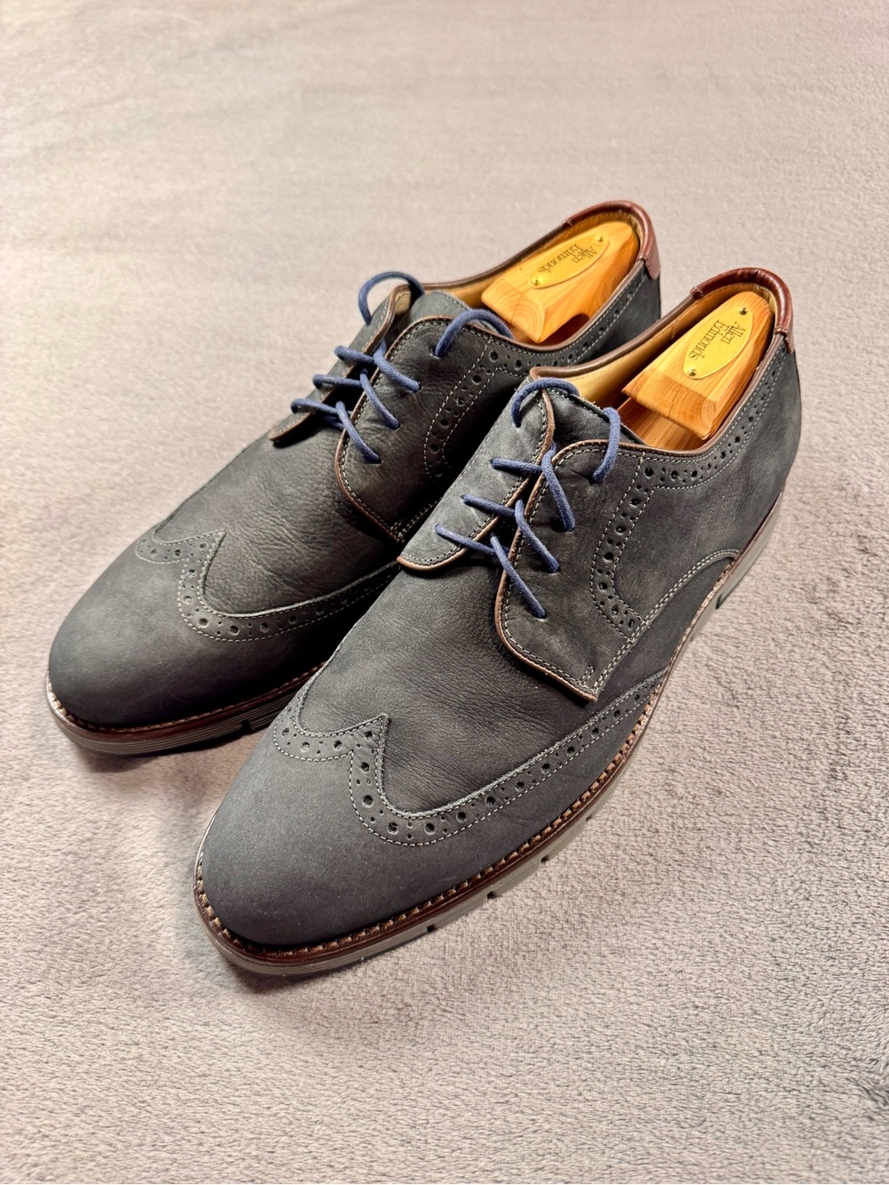 Johnston & Murphy 1850  Men’s ‘Martell’ Gray/Blue Nubuck Leather Wingtips